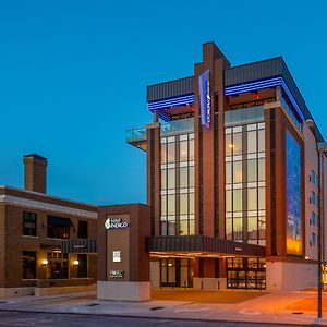 Hotel Indigo Tulsa Dwtn/Entertainment Area